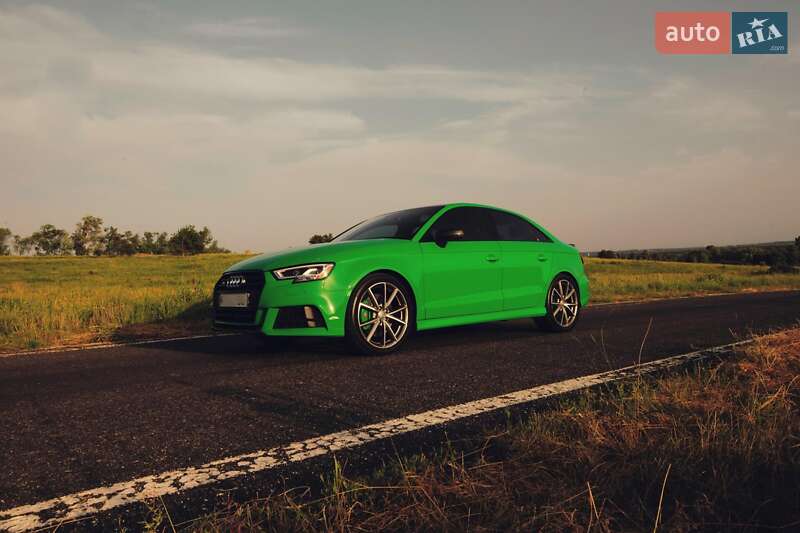 Седан Audi S3 2017 в Тернополі