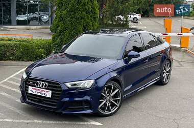 Седан Audi S3 2017 в 