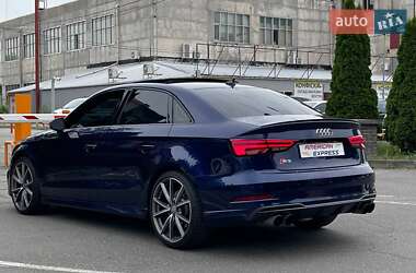 Седан Audi S3 2017 в 