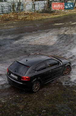 Хетчбек Audi S3 2008 в 