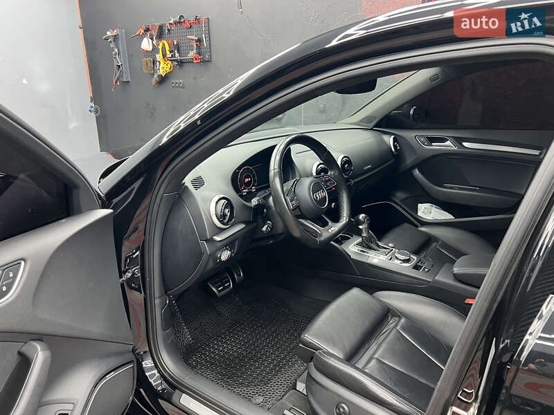 Седан Audi S3 2016 в Киеве фото 10 Седан Audi S3 2016 в Киеве