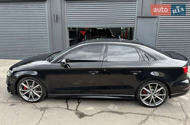 Седан Audi S3 2016 в 