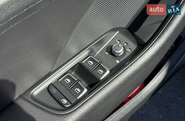 Седан Audi S3 2015 в 