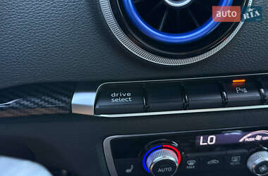 Седан Audi S3 2015 в 