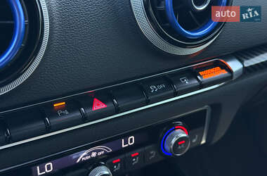 Седан Audi S3 2015 в 