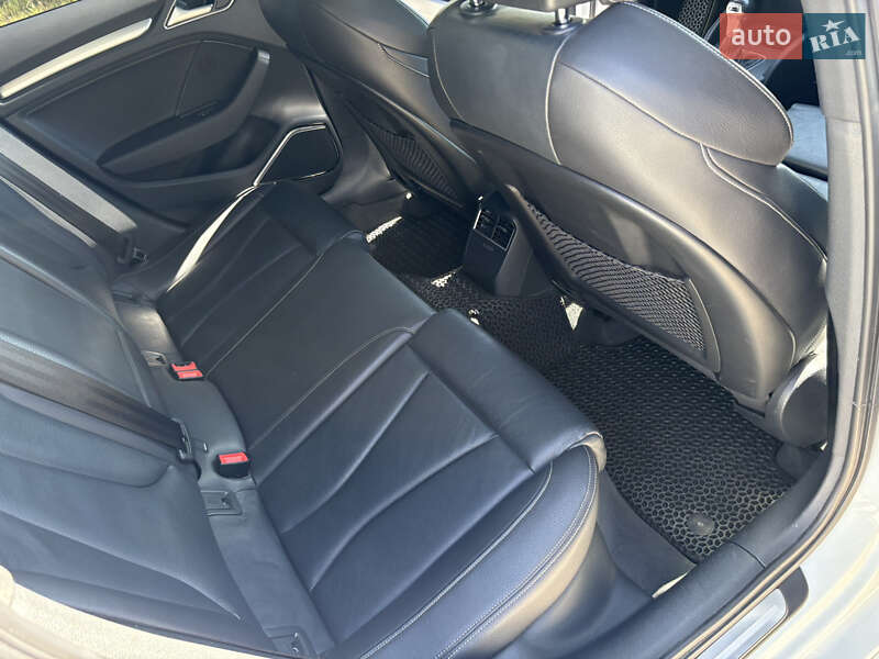 Седан Audi S3 2015 в Коростені