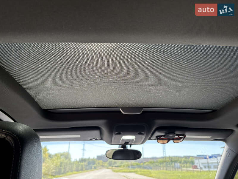 Седан Audi S3 2015 в Коростені