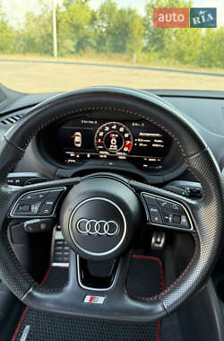 Седан Audi S3 2017 в 