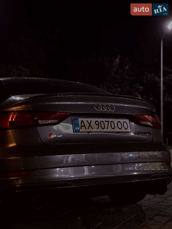 Седан Audi S3 2017 в Харкові