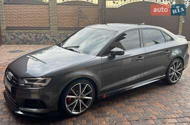 Седан Audi S3 2017 в 