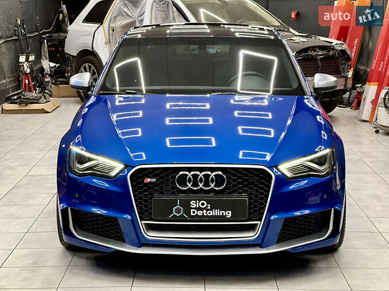 Седан Audi S3 2014 в Киеве