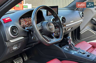 Седан Audi S3 2017 в 