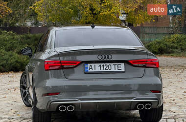 Седан Audi S3 2019 в 