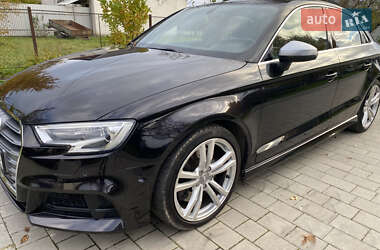 Седан Audi S3 2014 в Коломые