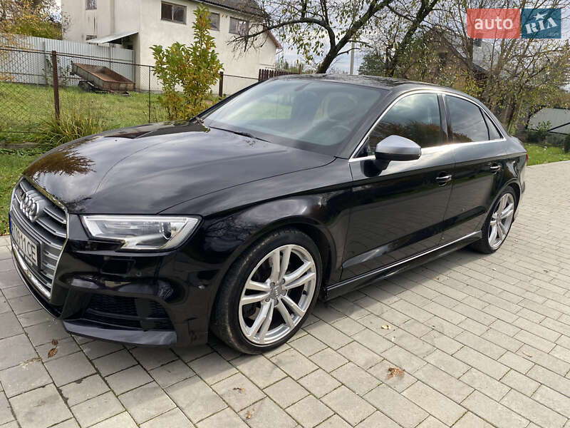 Седан Audi S3 2014 в Коломиї
