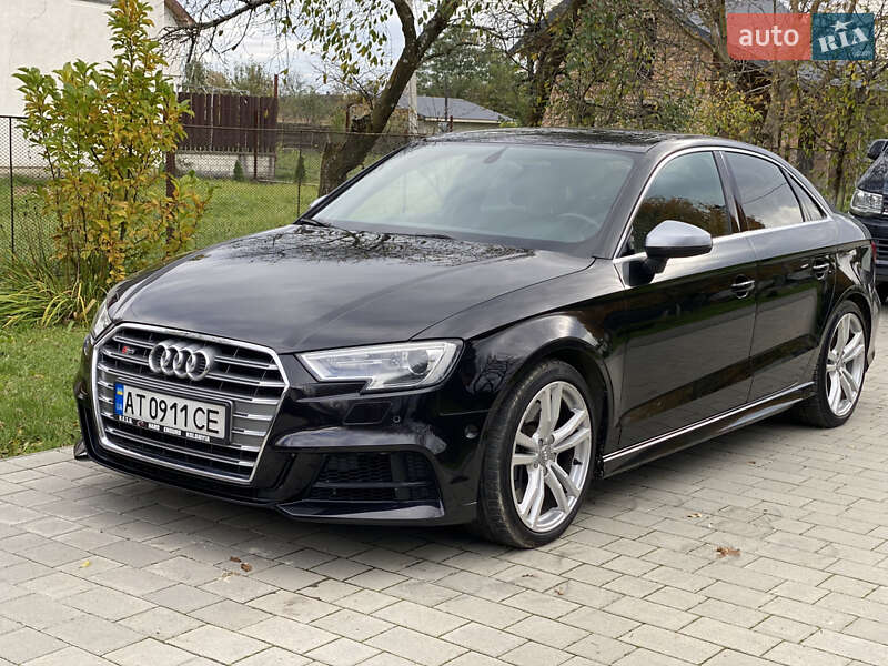 Седан Audi S3 2014 в Коломиї