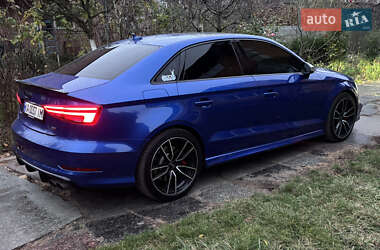 Седан Audi S3 2014 в Киеве