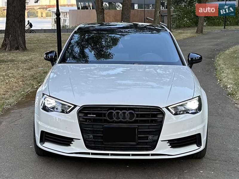 Седан Audi S3 2014 в Вінниці