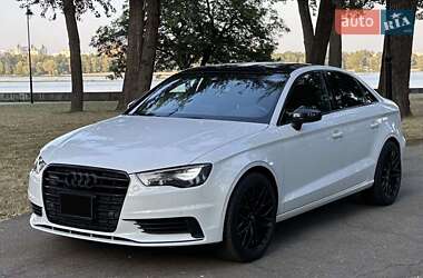 Седан Audi S3 2014 в Виннице