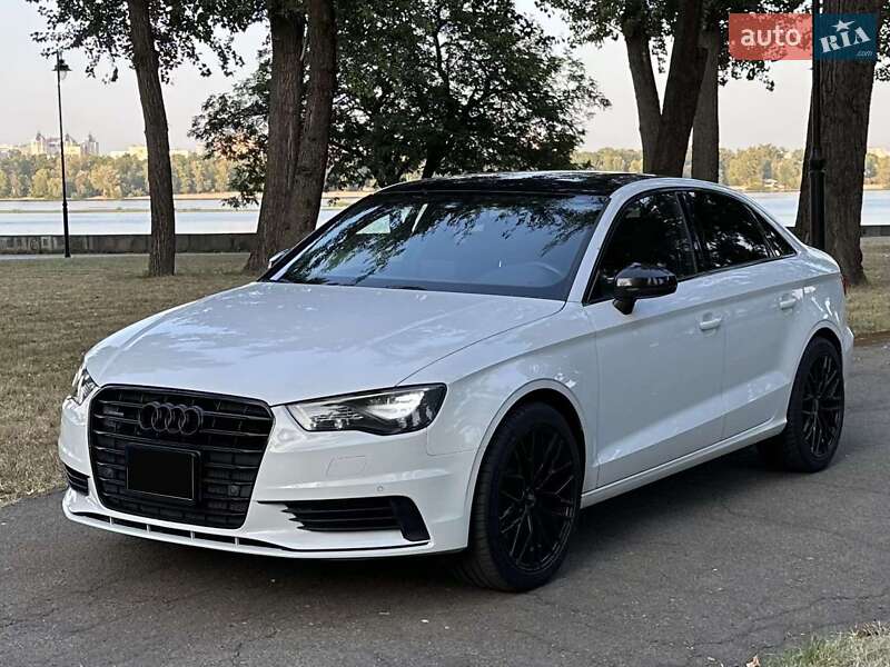 Седан Audi S3 2014 в Вінниці