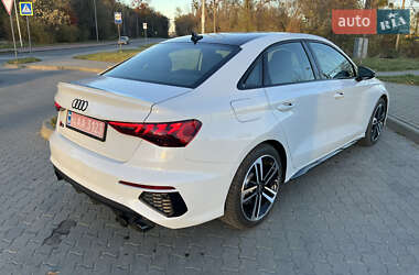 Седан Audi S3 2023 в Львове