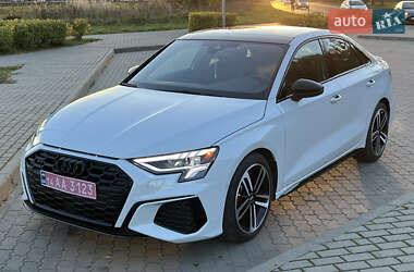 Седан Audi S3 2023 в Львове