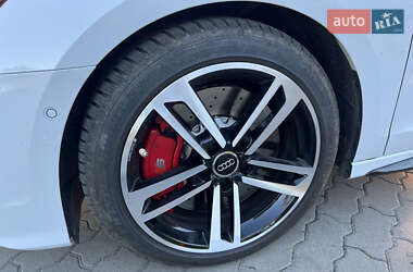 Седан Audi S3 2023 в Львове