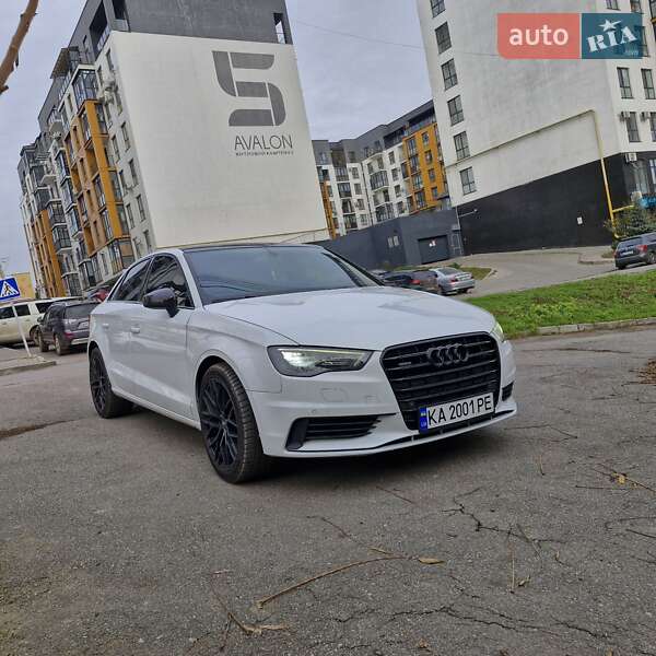 Седан Audi S3 2014 в Виннице