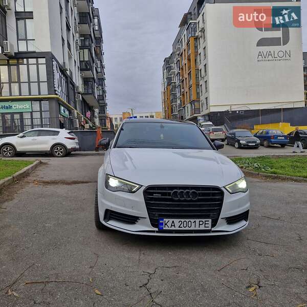Седан Audi S3 2014 в Виннице