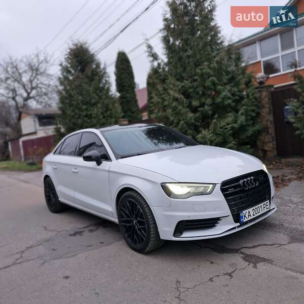 Седан Audi S3 2014 в Виннице