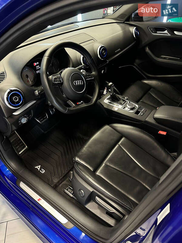 Седан Audi S3 2015 в Одесі