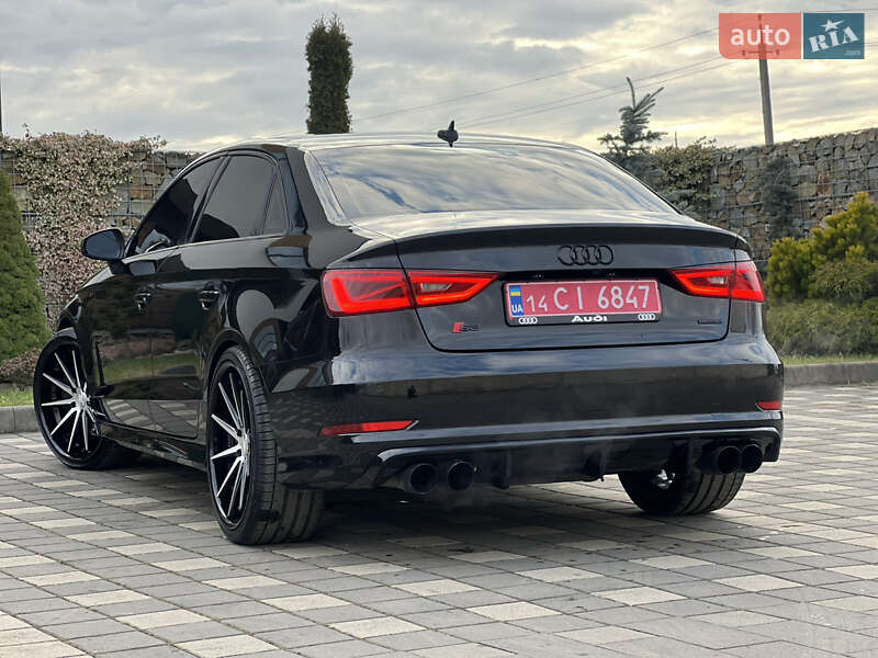 Седан Audi S3 2016 в Львові фото 17 Седан Audi S3 2016 в Львові