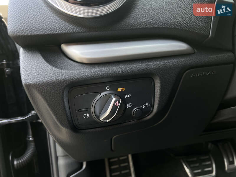 Седан Audi S3 2016 в Львові фото 28 Седан Audi S3 2016 в Львові