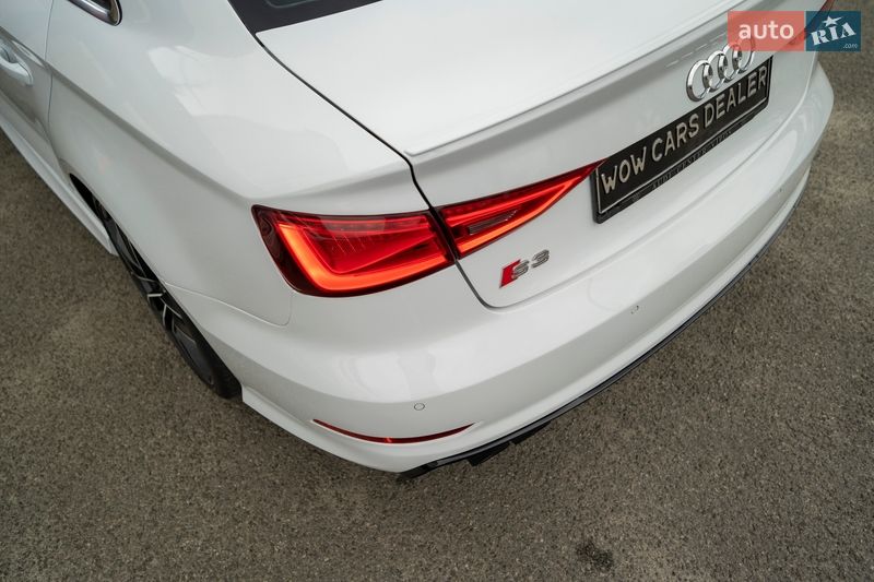 Седан Audi S3 2015 в Києві