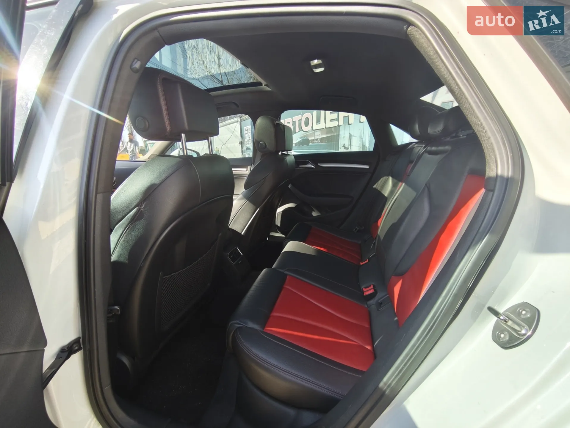 2015 Audi S3 - мініатюра 13