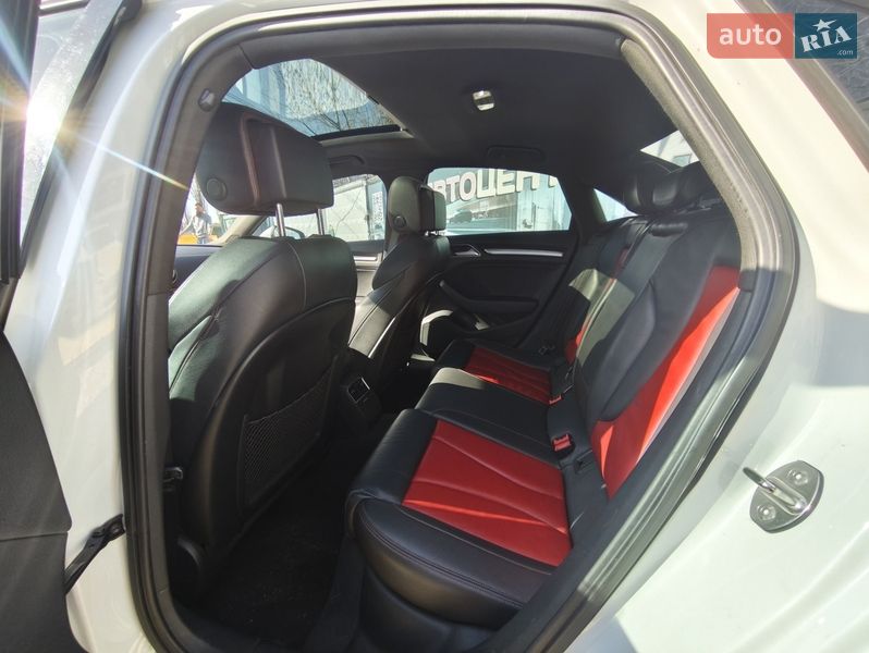 Седан Audi S3 2015 в Киеве