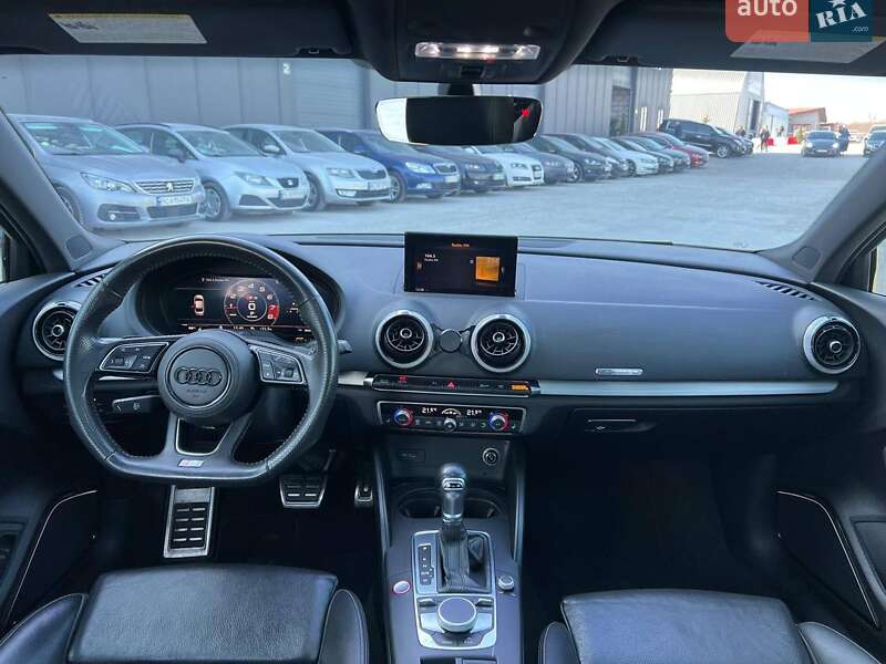 Седан Audi S3 2017 в Львове