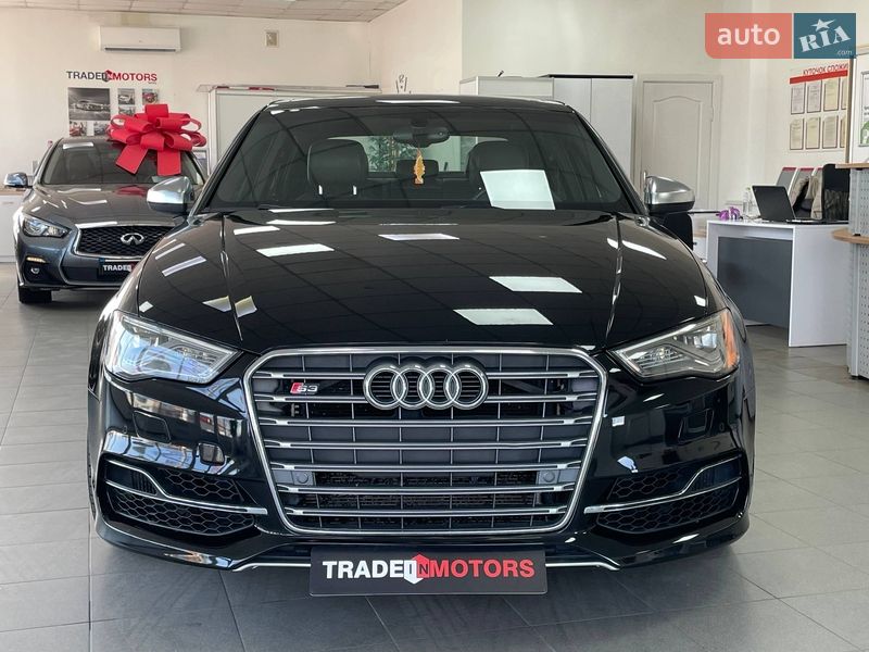Седан Audi S3 2014 в Киеве