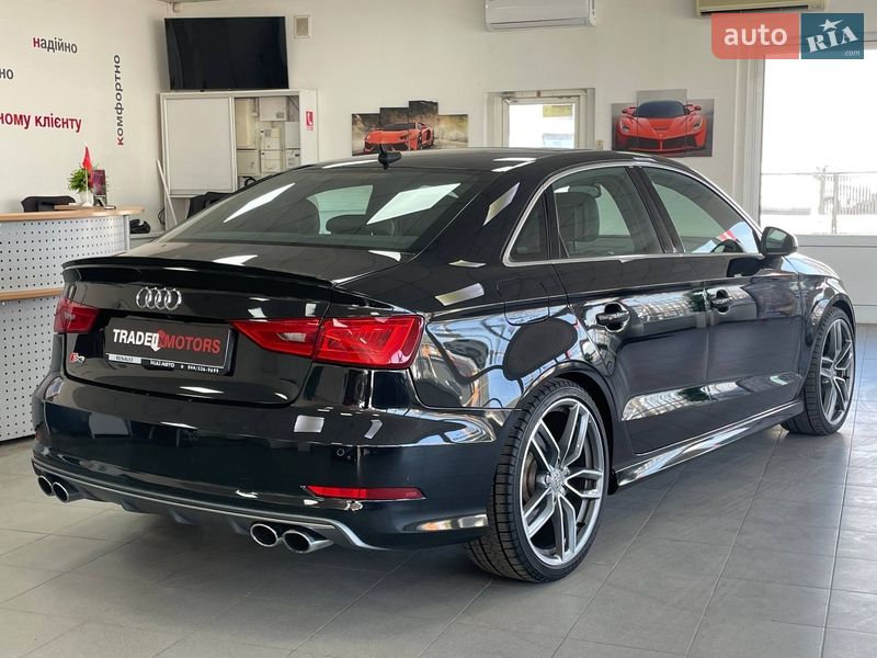 Седан Audi S3 2014 в Киеве