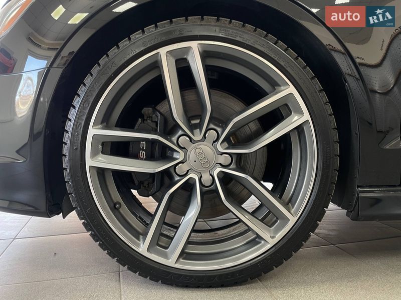 Седан Audi S3 2014 в Киеве