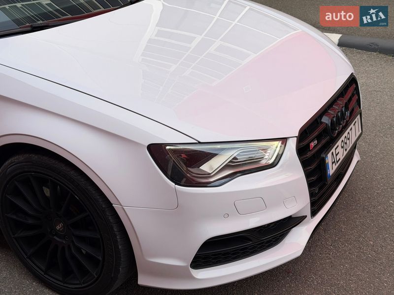 Седан Audi S3 2015 в Києві