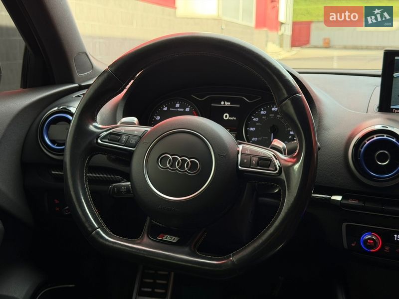 Седан Audi S3 2015 в Києві