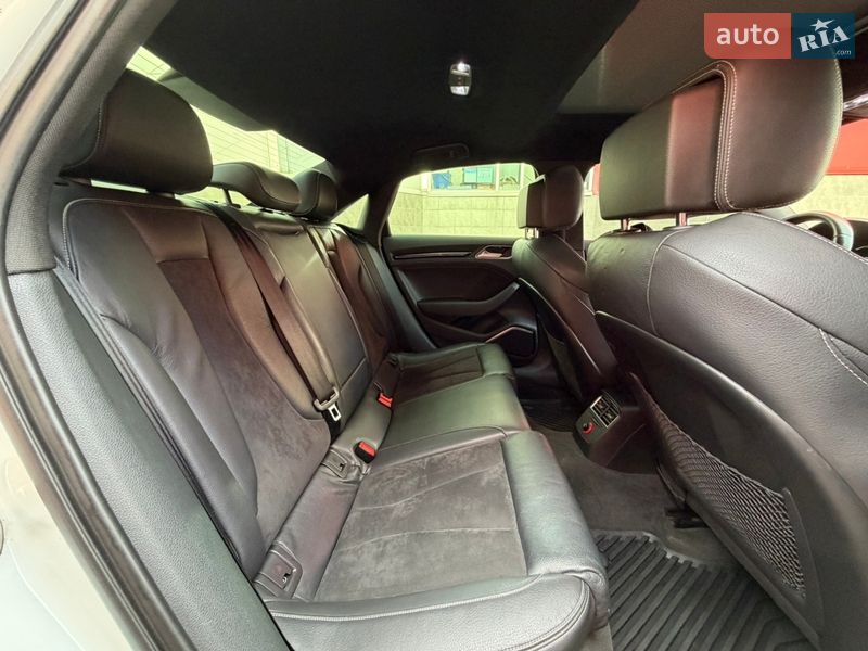 Седан Audi S3 2015 в Києві