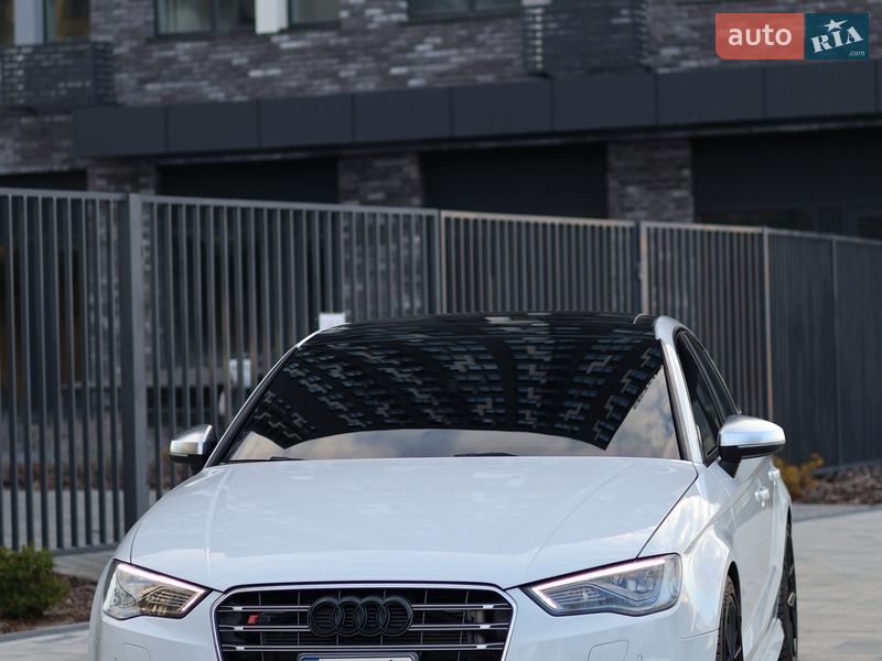 Седан Audi S3 2015 в Кропивницькому