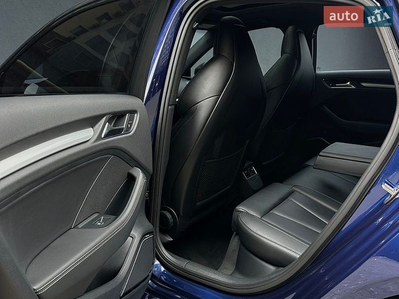 Седан Audi S3 2017 в Одесі