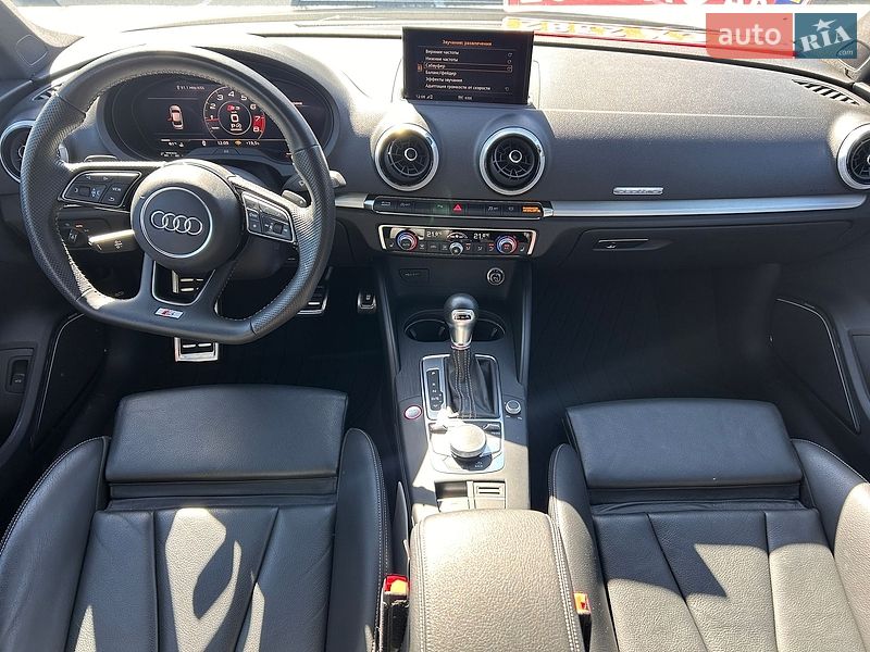 Седан Audi S3 2019 в Львове