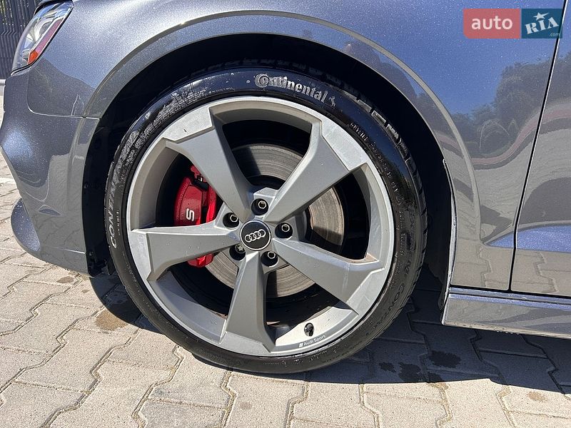 Седан Audi S3 2019 в Львове