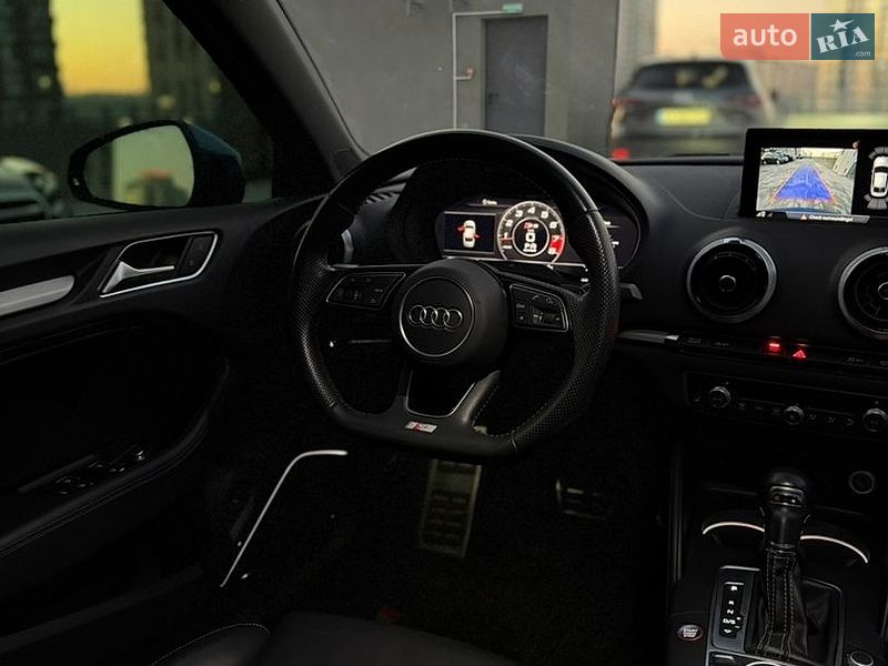 Седан Audi S3 2017 в Киеве