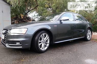 Седан Audi S4 2015 в Киеве