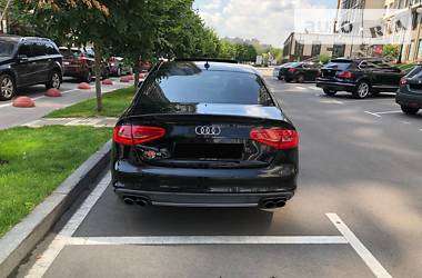 Седан Audi S4 2013 в Киеве